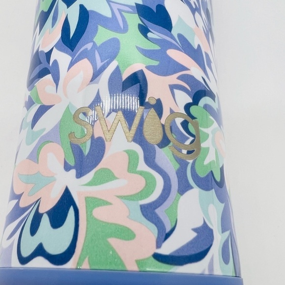 SWIG BEAUTIFUL 32 OUNCE FLORAL TUMBLER SLIP RESISTANT TRIPLE INSULATED - Picture 5 of 12